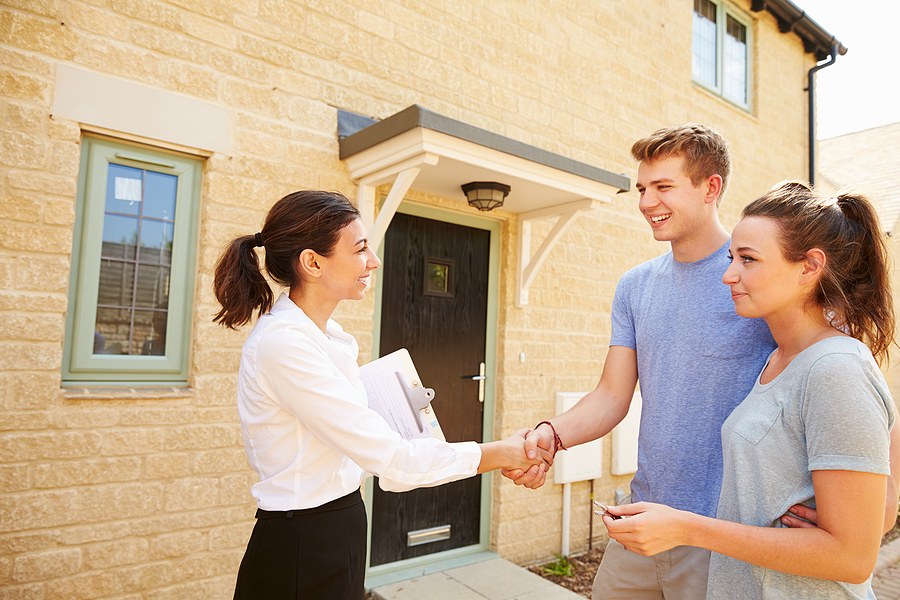 What You Need to Know Before Buying a Water-Damaged Property