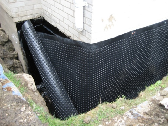 Waterproofing the Basement Walls